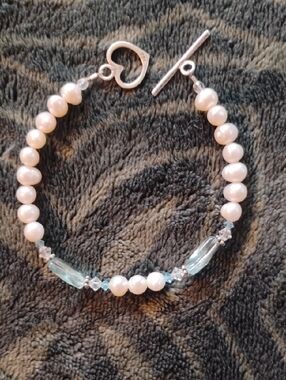 Silver .925 White Pearl Bracelet with Light Blue Crystals and Heart Toggle Cl
